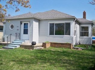 922 S 5th Ave, Marshalltown, IA 50158
