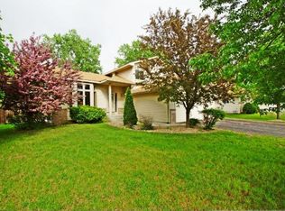 6616 Founders Pkwy N, Brooklyn Park, MN 55445