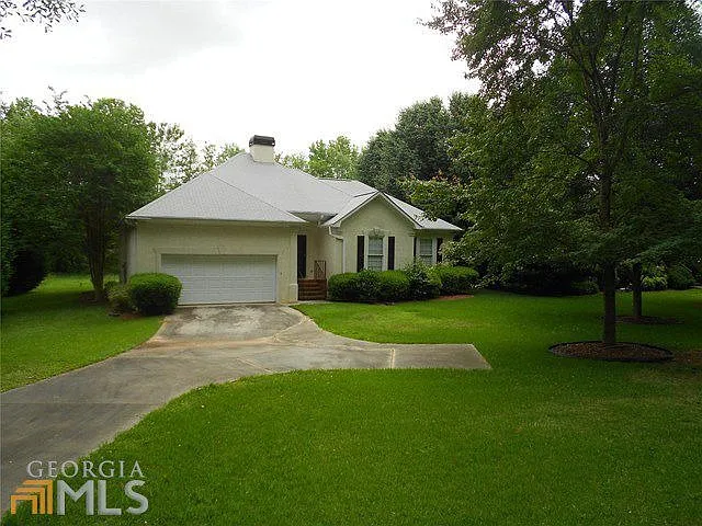 1324 Grantland Rd photo 1