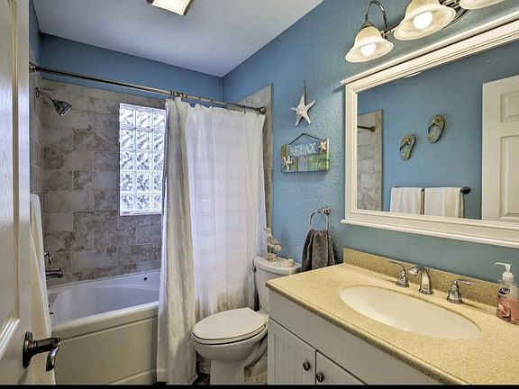 2nd Bathroom