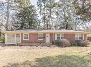 212 Santa Anita Dr, Starkville, MS 39759