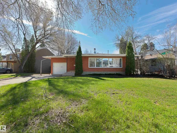 11819 75th Ave NW, Edmonton, AB T6G 0J4