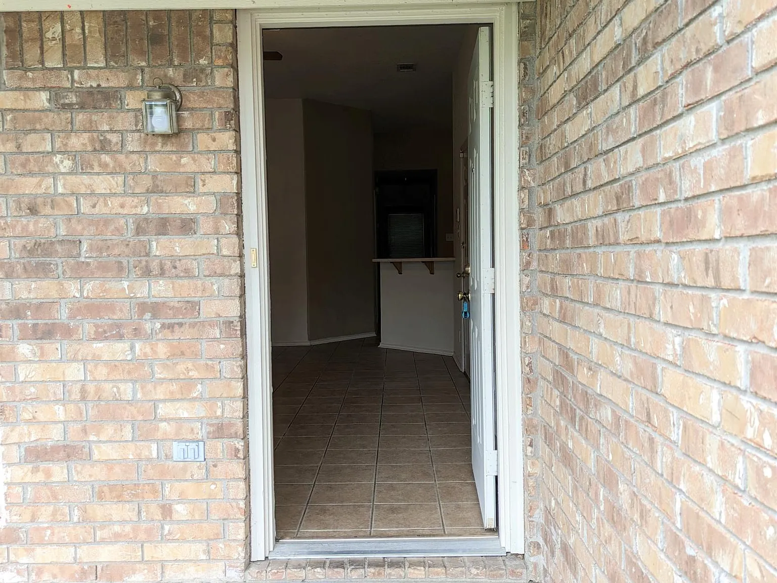 3 bed, 1138 sqft, $1,150 — Photo 2