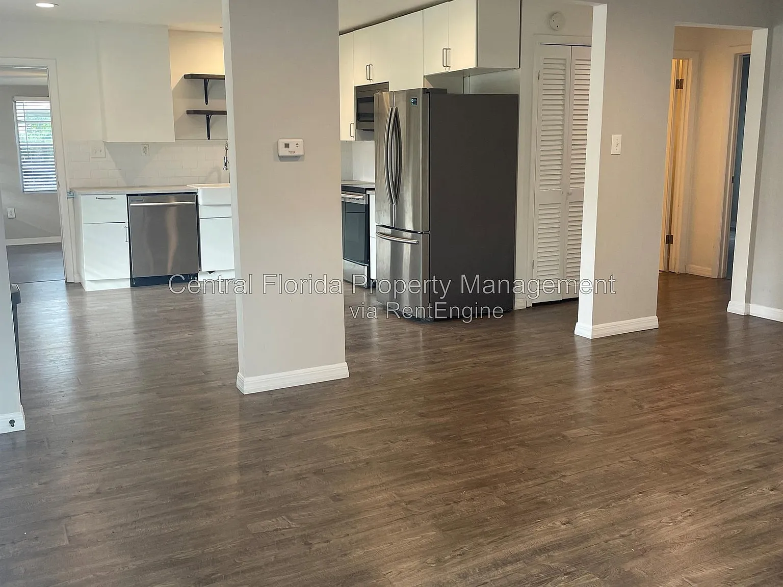 3 bed, 2.0 bath, 1247 sqft, $2,349 — Photo 4
