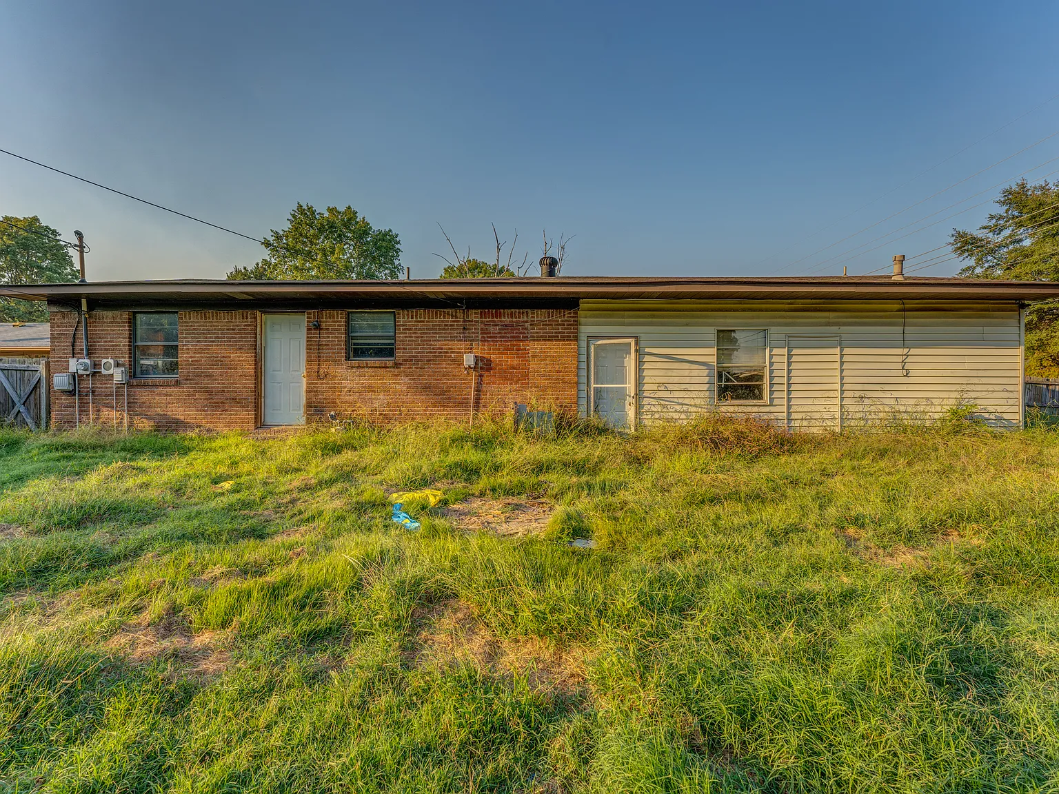 121 Pecan St - 1 — Photo 3