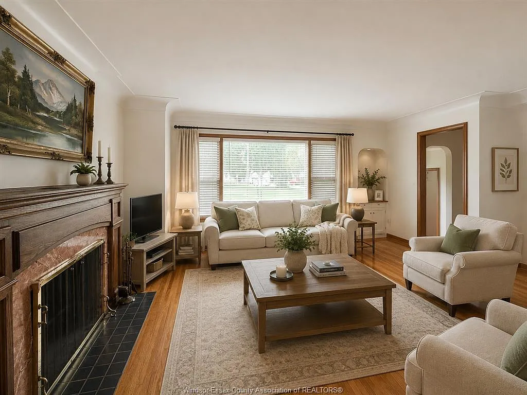 3 bed, 1.5 bath, $2,600 — Photo 2