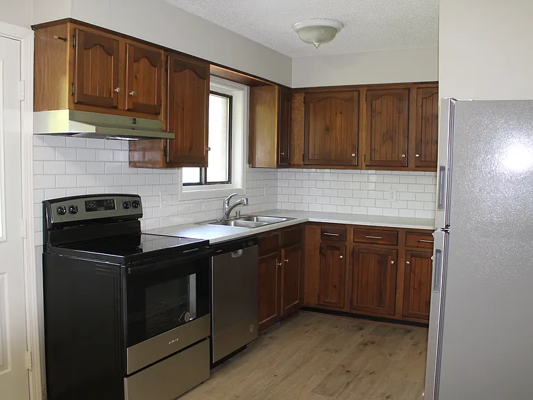 924 Parkland Way #A — Photo 11