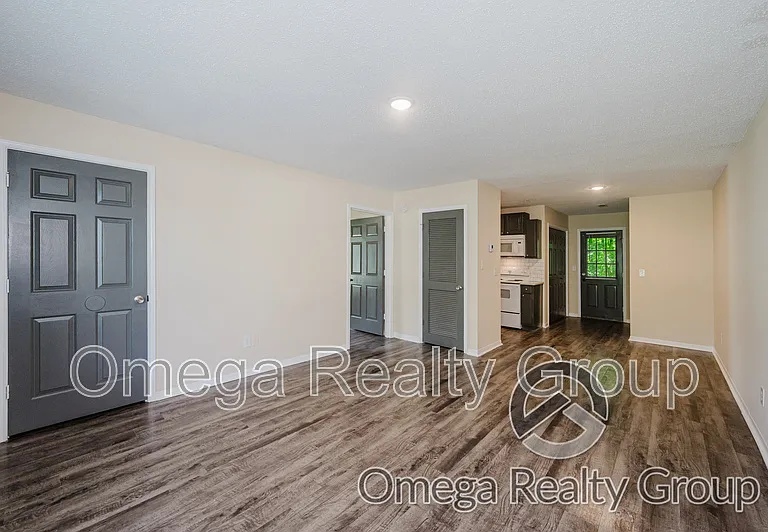 40 Ratliff St #13 — Photo 5