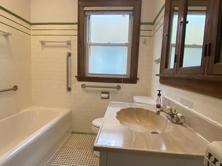 2539 W Coyle Ave — Photo 10