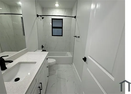 1775 Glenway Ct — Photo 9
