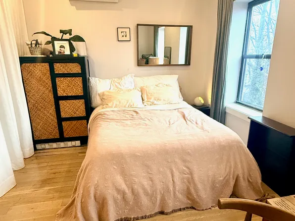 905 Sterling Place image 1 of 13