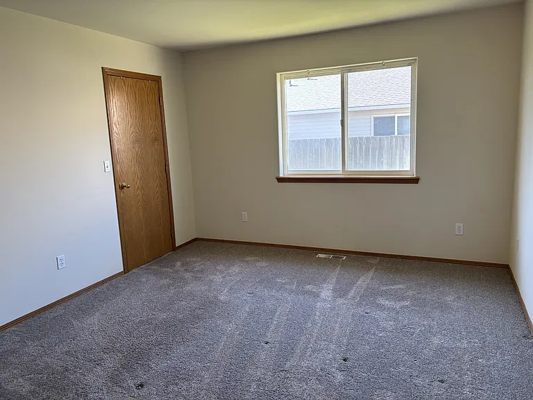 7302-7304 W Yakima Ave #2 — Photo 5