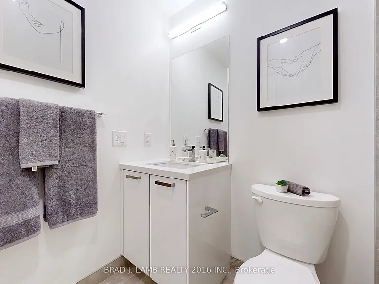 55 Ontario St #718 — Photo 15