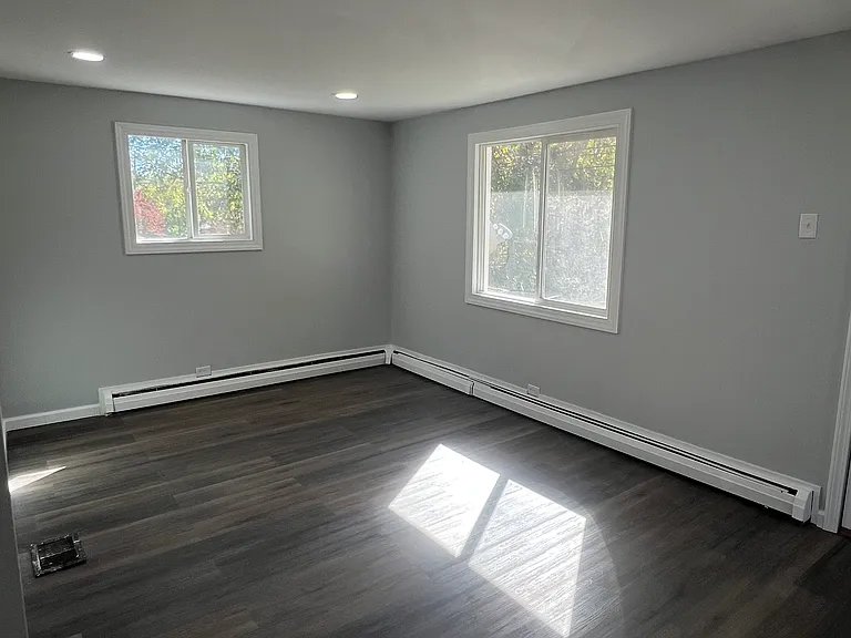 52 Hickory St — Photo 14