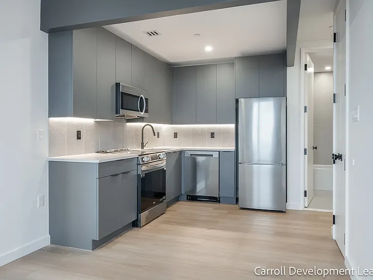 931 Carroll St #1305 — Photo 5