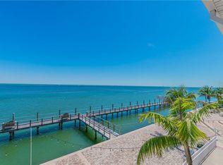 4712 Beach Dr SE APT D, Saint Petersburg, FL 33705