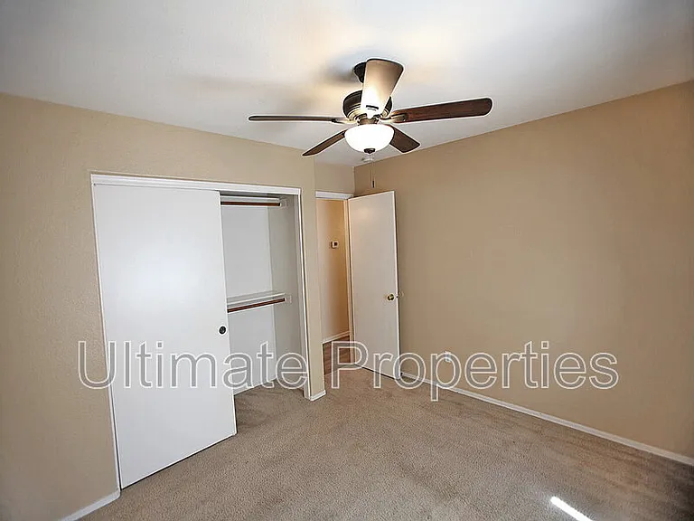 12706 W Ash St — Photo 9