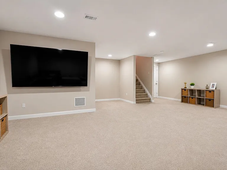 12 Eckert Dr — Photo 28