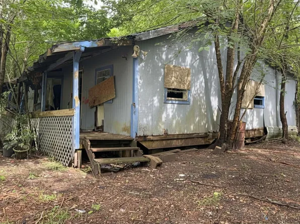 8937 Spruce St, Hitchcock, TX 77563