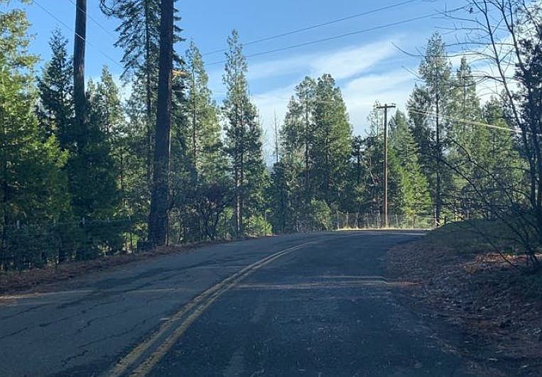 2nd image of 3260 Omo Ranch Rd