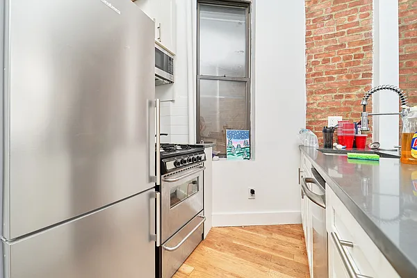 Rented by Living New York | media 15