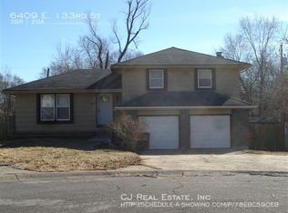 6409 E 133rd St, Grandview, MO 64030