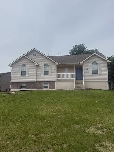822 SW Montana Ridge Dr Photo 1
