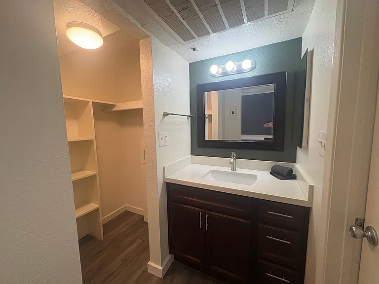 Scottsdale 5th Ave. Apartments — Photo 42