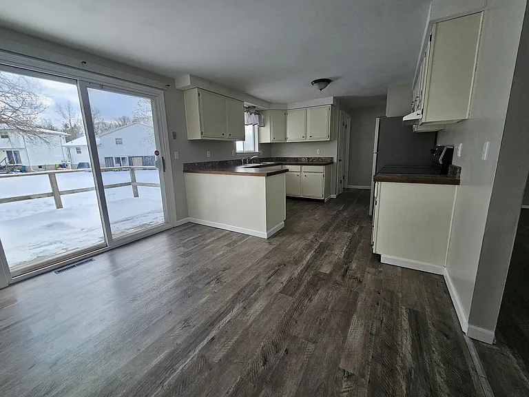610 1/2 Sunflower Dr — Photo 8