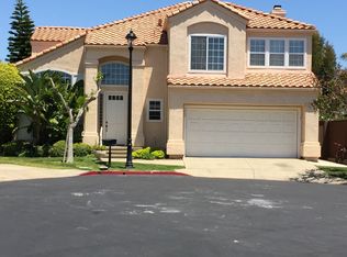 1064 Clipper Ct, Costa Mesa, CA 92627