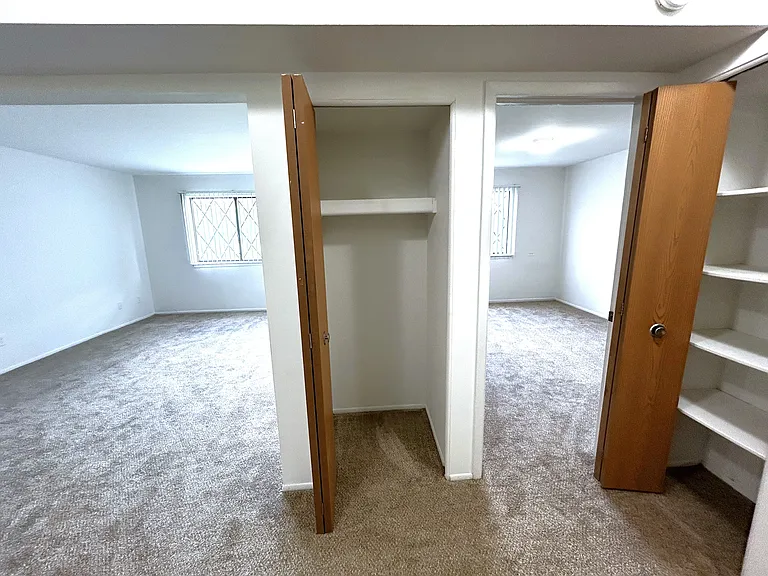 Charter Oaks Apartments — Photo 50