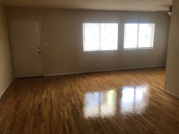 5th image of 1219 Granville Ave APT 2