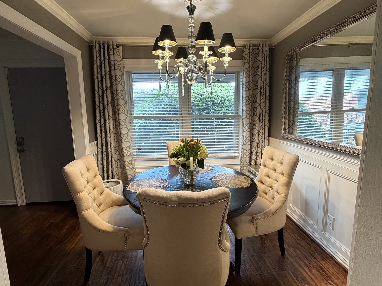 2 bed, 966 sqft, $2,300 — Photo 3