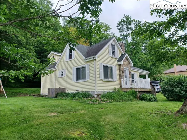 5700 N US 19e Highway, Newland, NC 28657