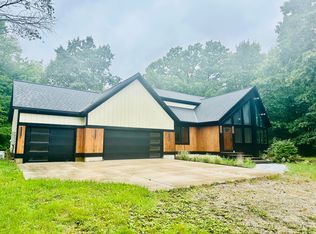 1505 N Green Creek Rd, Muskegon, MI 49445