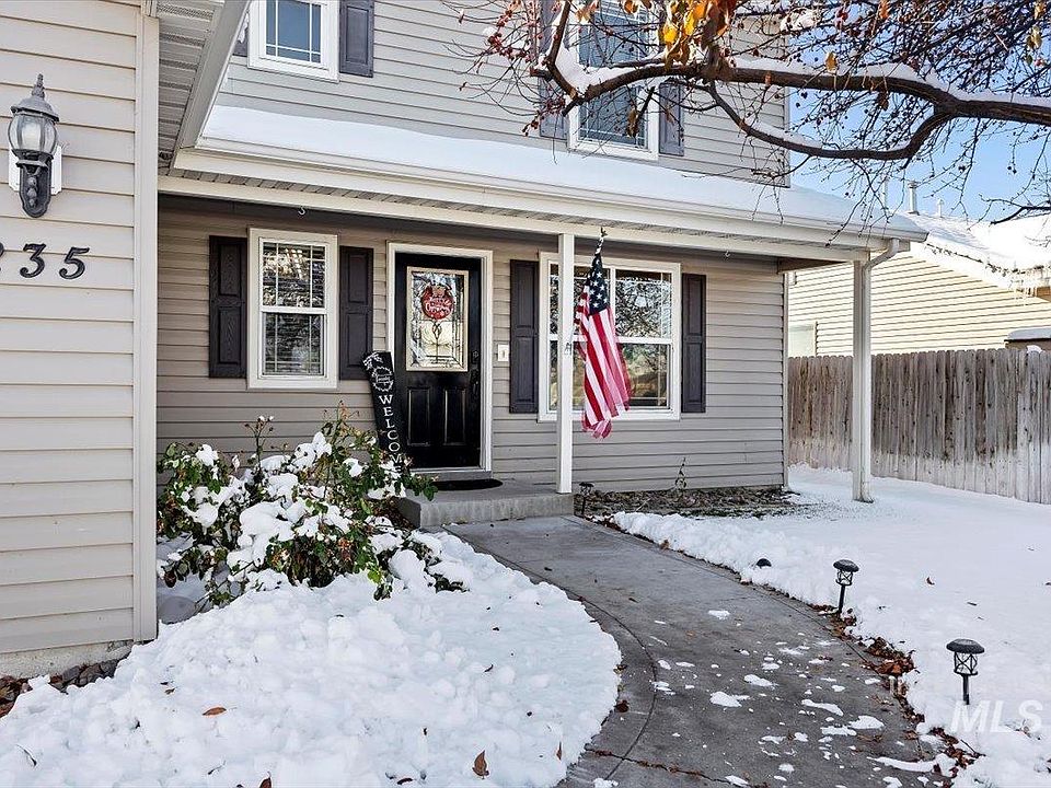 1st image of 235 Linden Ave