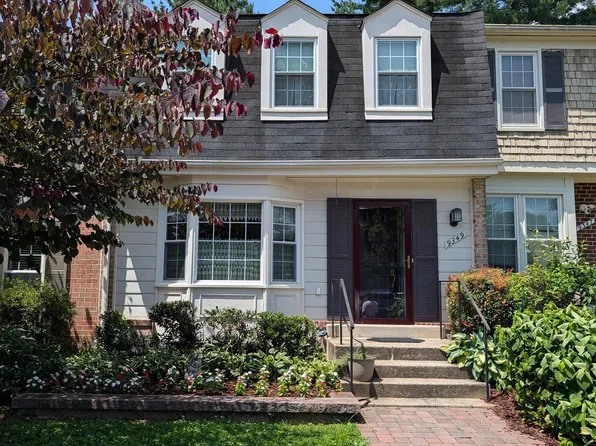 9349 Weathervane Pl, Gaithersburg, MD 20886