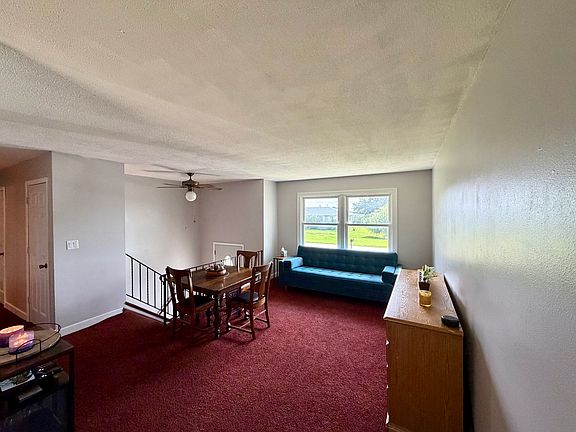 3rd image of 403 S Postlewaite St