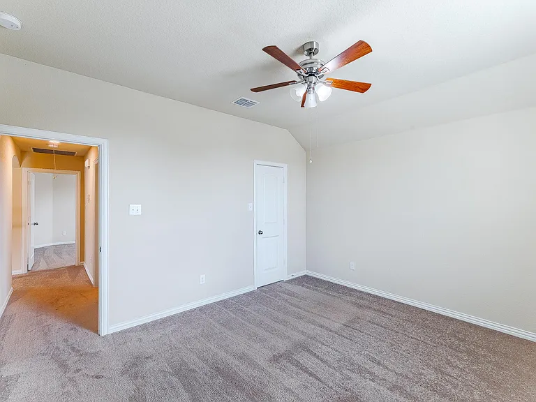 4713 Lake Cove Way — Photo 29