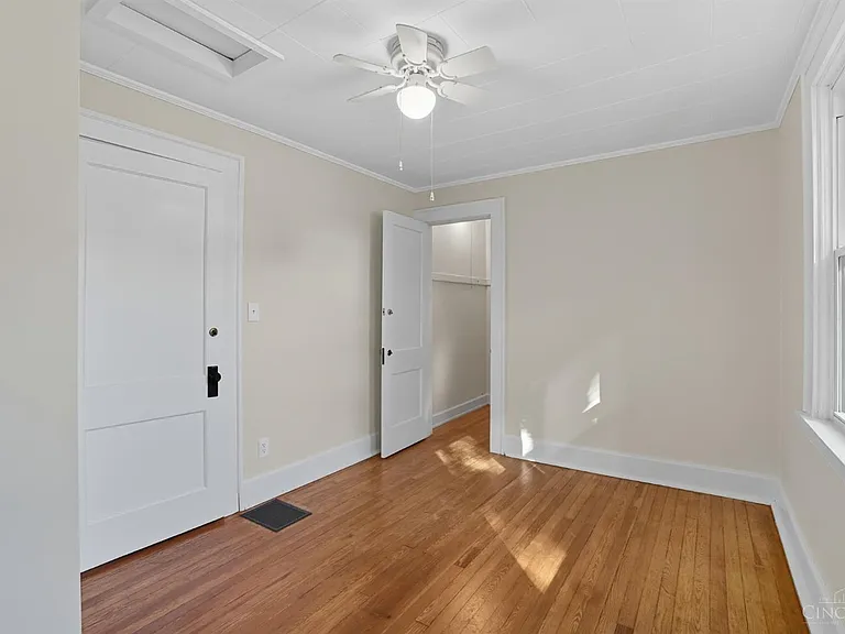 3017 Hull Ave — Photo 27