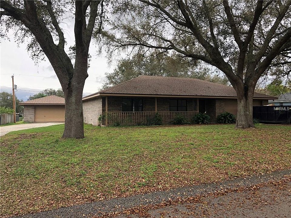 1st image of 2532 Roslyn Ln