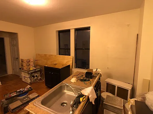 Rented by Sovereign Associates | media 12