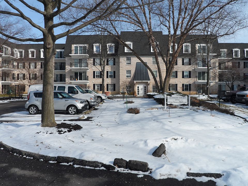 1st image of 1931 King James Pkwy APT 207