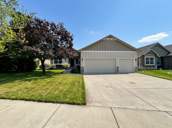 4759 E Tanoak Dr