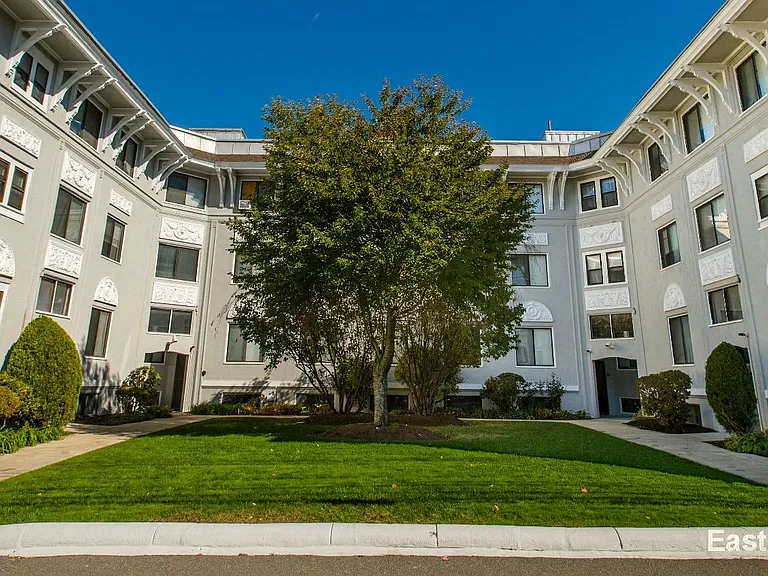 230 Walnut St #20A — Photo 22
