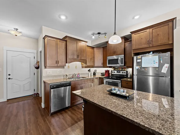 755 McGill Rd #411, Kamloops, BC V2C 0B6