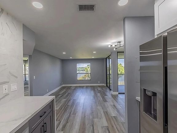 3rd image of 2833 Carambola Circle #19104