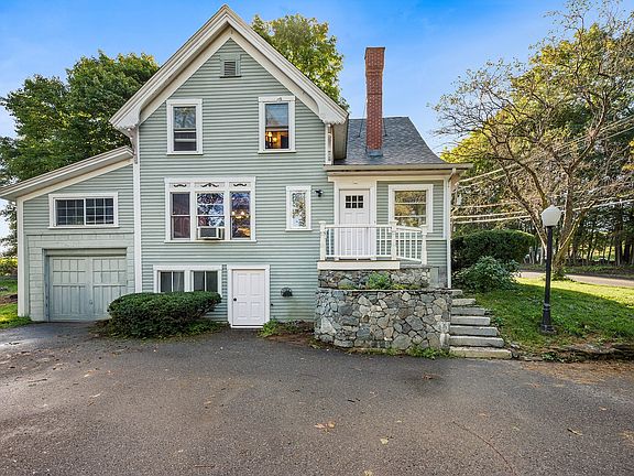 2nd image of 161 Pleasant St