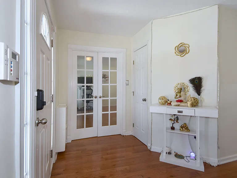 4008 Claridon Dr — Photo 7