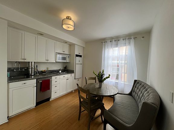 Kitchen and dining (no sun today but gorgeous with sun!)